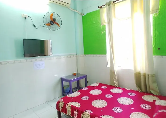 Hostel Loc Quyen