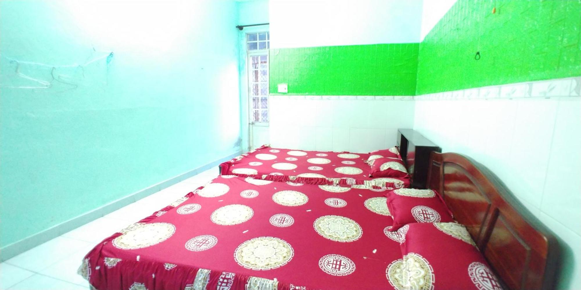 Guest house Loc Quyen 3*